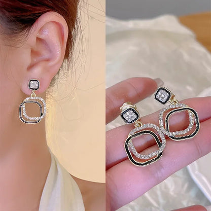 Stella™ | 2024 Clip-On Earrings (No Piercing Needed)