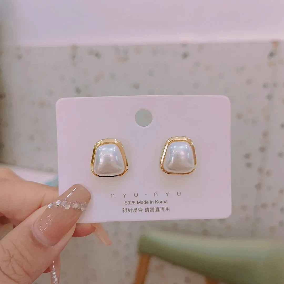 Stella™ | 2024 Clip-On Earrings (No Piercing Needed)