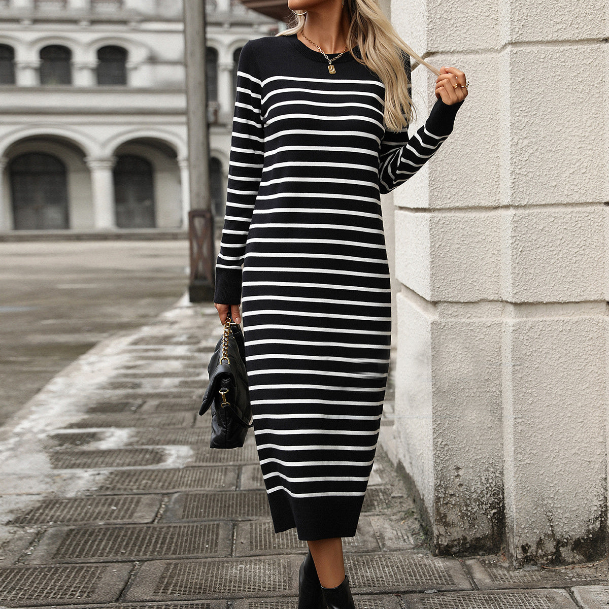 Livia™ | Trendy Striped Dress With Long Sleeves